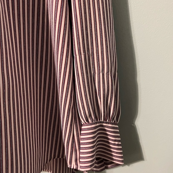 Loft Plus Blouse Pin Stripes Size 18 Keyhole Back - Picture 7 of 16